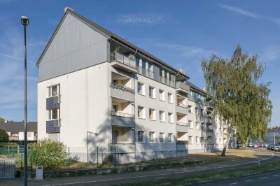 Diese Wunderschöne, große longericher 3-Zimmer-Maisonettewohnung wird für Sie renoviert!