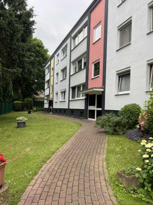 2-Zimmer-Wohnung mit Balkon, Stellplatz & Garten – ruhig und zentral gelegen!