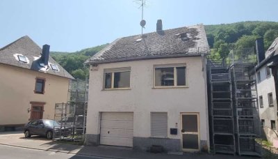 Solides Haus mit Renovierungsbedarf in Bacharach-Steeg zu verkaufen