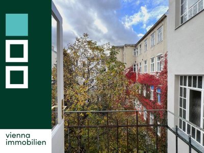 Sanierte 2-Zimmer-Altbauwohnung mit Mini-Balkon