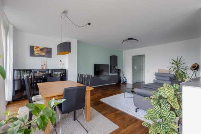 Stilvolle Drei-Zimmer-Wohnung mit Balkon und Blick ins Grüne