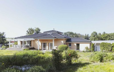 Mediterranes Wohnidyll mit großzügigem Raumangebot in ruhiger, naturnaher Lage - provisionsfrei