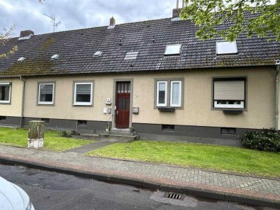 2-Zimmer Wohnung mit Badewanne im 1.Obergeschoss in Fedderwadergroden!