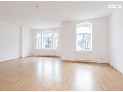 Provisionsfrei Etagenwohnung in 60437 Frankfurt, Homburger Hohl