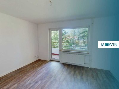 Toll geschnittene 3-Zimmer-Wohnung mit BALKON und WANNENBAD