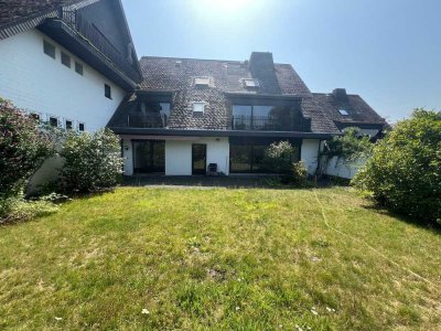 Zwei in Einer: Traumhafte, aus zwei Einheiten bestehende Eigentumswohnung mit Garten