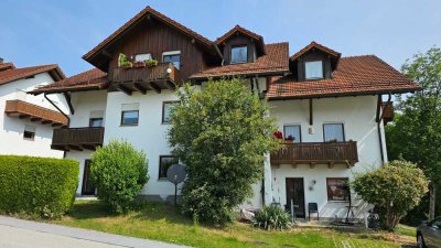 Top Lage:  2-Zimmer-Wohnung mit Süd-Terrasse, Gartenanteil und Stellplatz