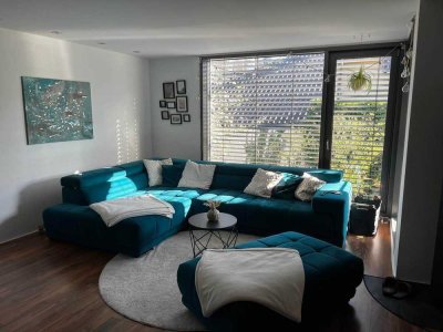3-Zimmer-Wohnung mit Kamin und großem Balkon