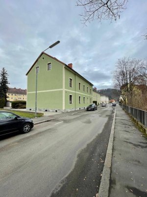 Anlageobjekt, zum selbst sanieren 1,5-Zimmer Mansardenwohnung IMS IMMOBILIEN KG