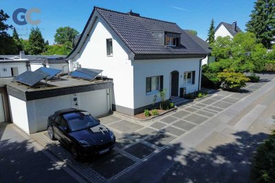 Idyllisch Wohnen am Lochbach - großes Familienparadies mit Indoor-Pool