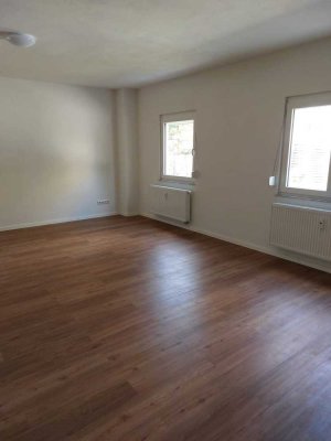 Helle 2-Zimmer-Wohnung in Selb ab sofort zur Miete!