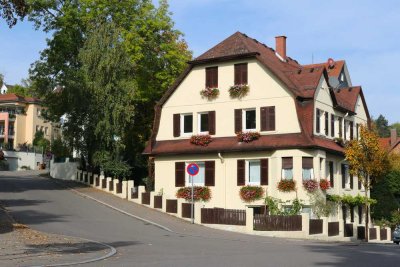 Möblierte Wohnung mit Einbauküche in zentrumsnaher Lage auf Zeit – befristet auf max. 2 Jahre