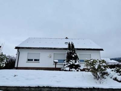 3 ZKB-Wohnung im Eigenheimcharakter warm zu vermieten