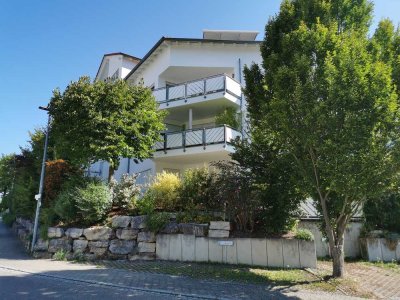 Helle 3,5 Zimmer-Wohnung mit Süd-Balkon in Besigheim