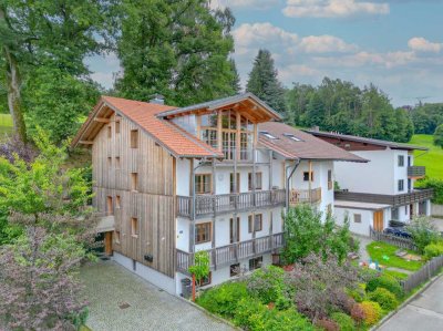 Flexibel nutzbares Mehrfamilienhaus mit genehmigter Erweiterung in schöner Wohnlage mit Bergblick