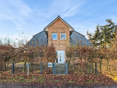 Sehr gepflegtes Einfamilienhaus mit 4 Zimmern und Gästehaus auf sonnigem Grundstück in Rüdnitz