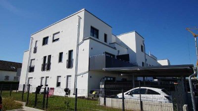 Neuwertige 2 Zimmer-Wohnung mit TG-Stellplatz