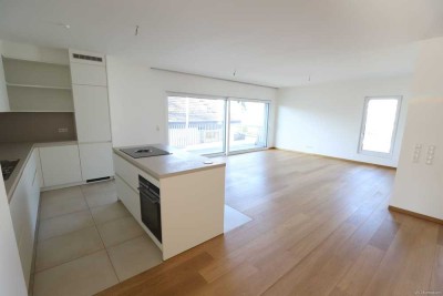 Energetisch auf dem neuesten Stand ! Penthouse-Wohnung mit Einbauküche - TG - Stellplatz mit Wallbox