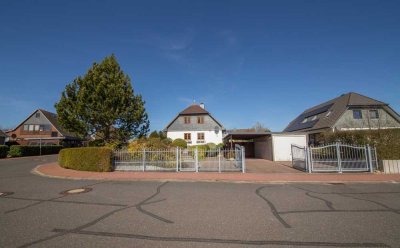 Ostseenah Wohnen am Südhang 
mit 70 m² Einliegerwohnung