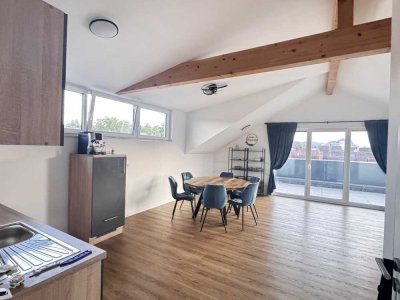Exklusive 5-Zimmer-Dachgeschosswohnung mit geh. Innenausstattung mit Balkon in Ebersbach an der Fils