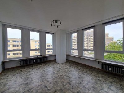 Uni-Center: Wohnung mit Potenzial für Selbermacher *Bochum-Querenburg*