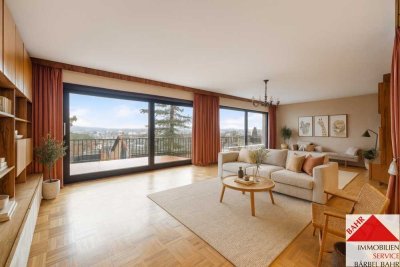 Exklusive Doppelhaushälfte in Bestlage von Böblingen – ruhige Sackgasse, großzügige Wohnflächen