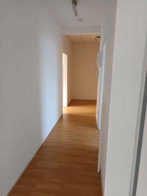 Charmante 2 ZKB - Wohnung im Herzen von Winzingen