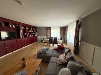 Exklusive 3-Zimmer-Wohnung mit EBK in Kronberg