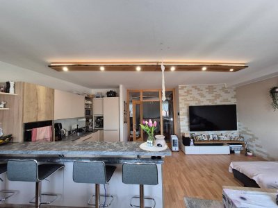 SCHÖNE MAISONETTEWOHNUNG IM ZENTRUM VON NEULENGBACH