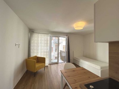 STUDENTEN: Apartment mit Balkon, Küchenzeile, möbliert in zentraler Lage