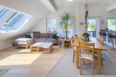 Dachterrasse und 2 Balkone! 
Ruhige 4 Zi.-DT-Wohnung in Mü.-Aubing 
Wallbox und Kamin möglich!