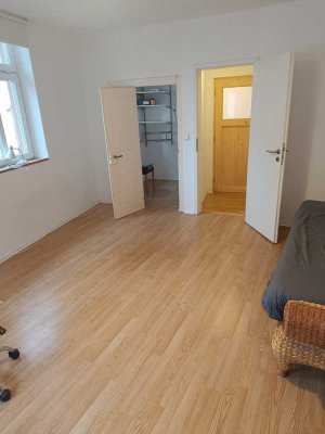 2-Zimmer-Wohnung in Edenkoben