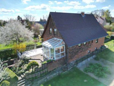 Malerisches Einfamilienhaus mit Weitblick ins Grüne