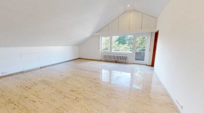 Lichtdurchflutetes komplett saniertes Studio im DG; Stadtteil "im Geiger"