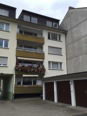 Gemütliche Dachgeschosswohnung in Koblenz-Süd, Hohenzollernstraße