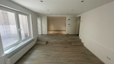 Zentrale 2-Zimmer-Innenstadt-Wohnung mit Ausgang nach draußen (Patio) in Münster