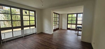 Geschmackvolle 3-Raum-Wohnung mit Hobbyraum, Wintergarten und Terrasse