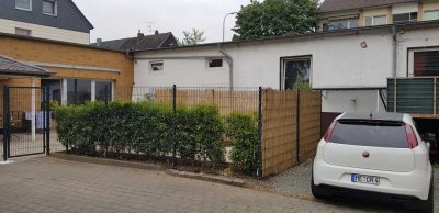 Art Bungalow, schicke moderne 3 Zimmer Wohnung mit Balkon