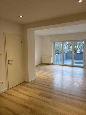 Gepflegte 3,5-Zimmer-Wohnung mit neuem Bad und schönem Balkon