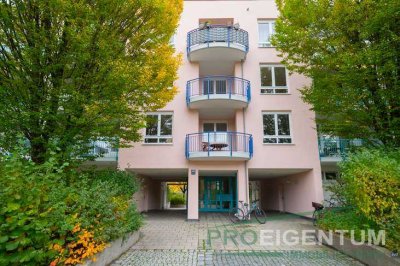 ProEigentum: Moderne, helle und moderne 2-Zi-Wohnung mit Balkon in Bogenhausen