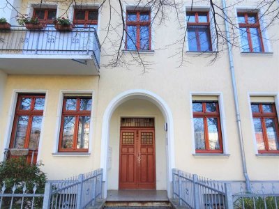 WG-geeignete Dachgeschosswohnung am Schellheimerplatz