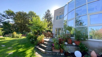 Villa mit Wintergarten in Ruhelage in Wien-Mauer 1230