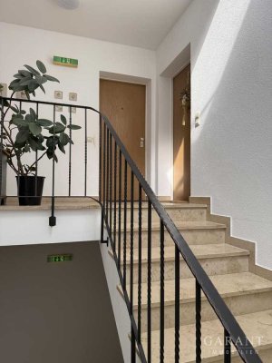 Gemütliche 2 Zimmer-Dachgeschoss-Wohnung mit Stellplatz!