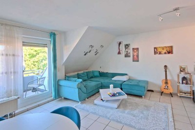 Helle 3-Zimmer-Maisonettewohnung in Oberlar mit Stellplatz und Balkon