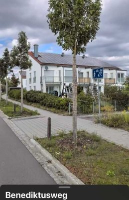 Schönes 5-Zimmer-Reihenendhaus mit gehobener Innenausstattung in Regensburg Westenviertel