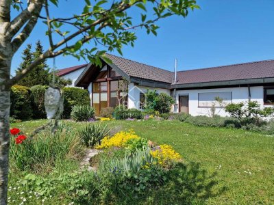 Gehobenes Wohnen mit Stil und Wellnessbereich für Zwei!