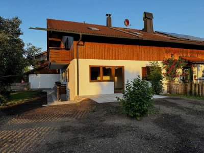 Herrliche Doppelhaushälfte mit großzügigen Garten in bester Lage