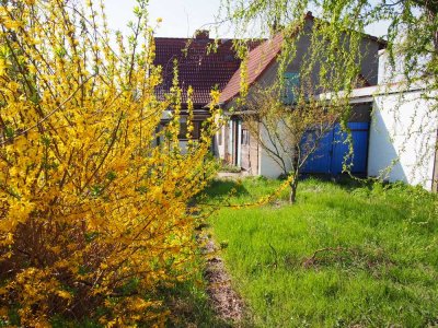 Provisionsfrei:  Charmantes Häuschen sucht Eigentümer, damit die begonnenen M