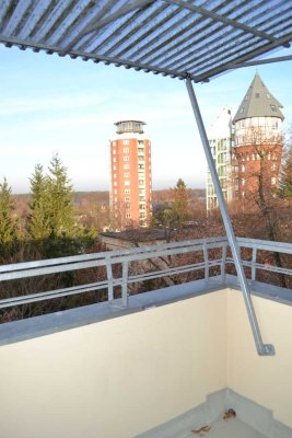 4 Zimmer im Dachgeschoss mit Balkon!