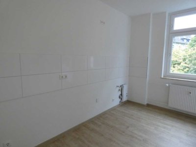 ** Modernisierte 2-Zi-Wohnung in Essen-Frohnhausen sucht einen neuen Mieter **